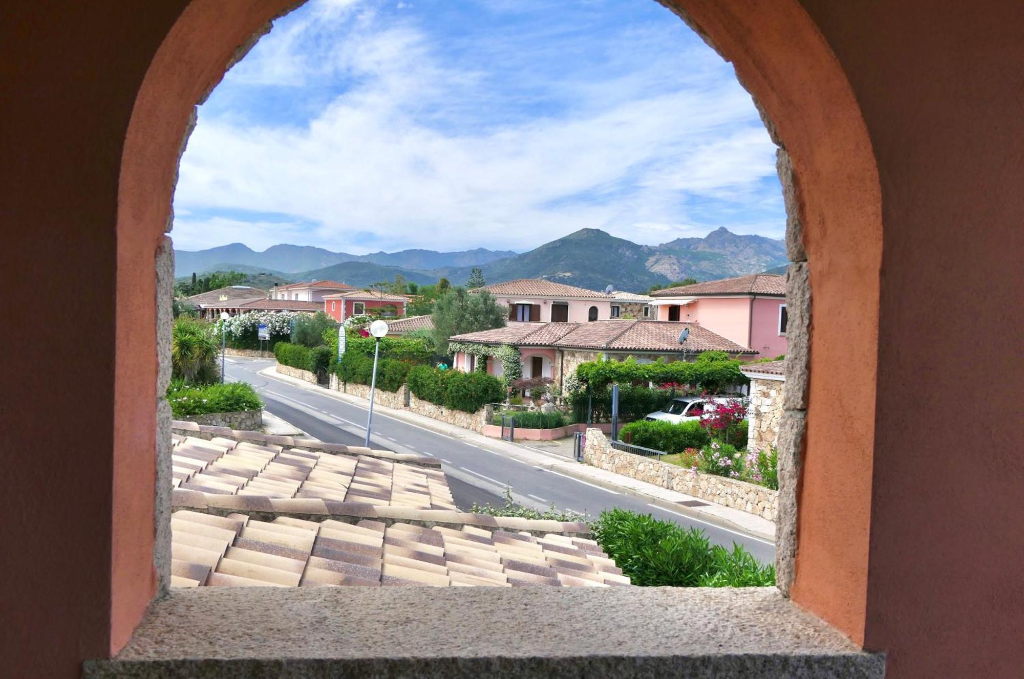 Iss Travel, La Ginestra - 2-Bedroom Apartment With Terrace And View Over Tavolara Island San Teodoro  Exterior foto